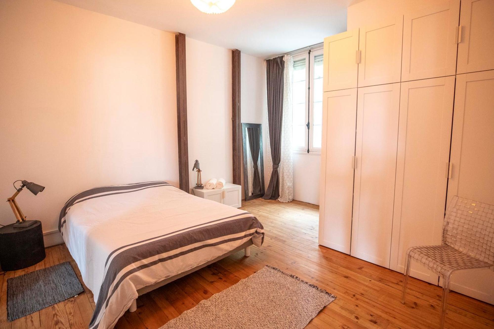 L'Appartement Lieu De Qualite En Centre Ville De Pau Dış mekan fotoğraf