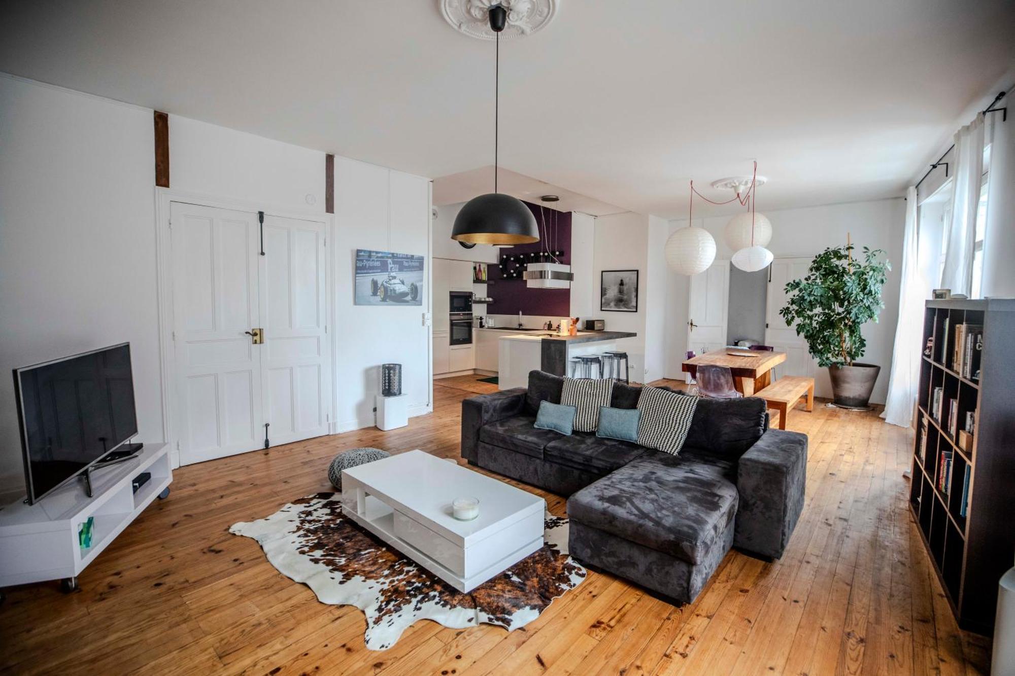 L'Appartement Lieu De Qualite En Centre Ville De Pau Dış mekan fotoğraf