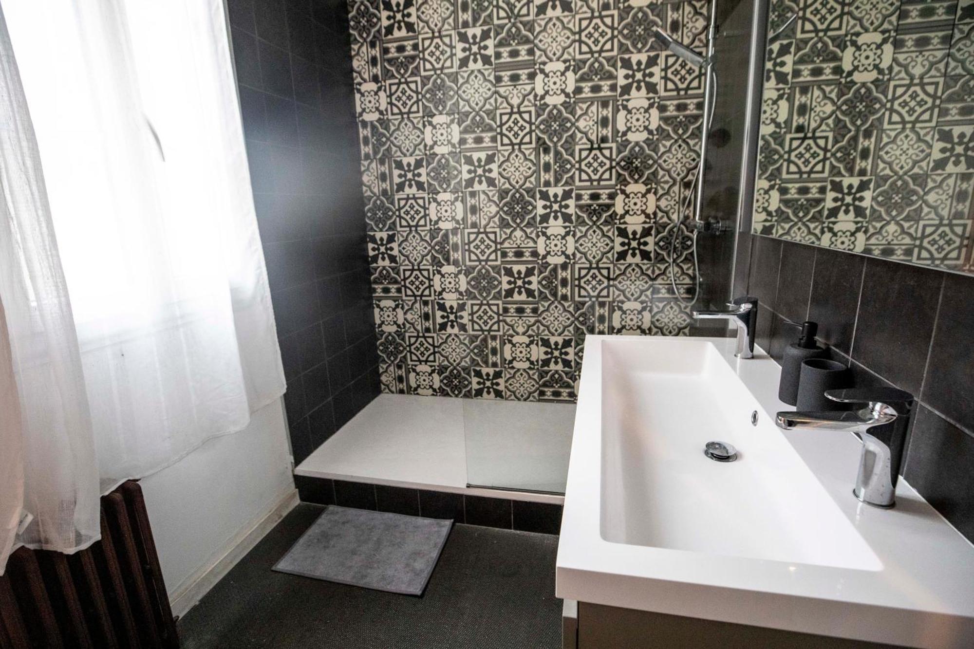 L'Appartement Lieu De Qualite En Centre Ville De Pau Dış mekan fotoğraf